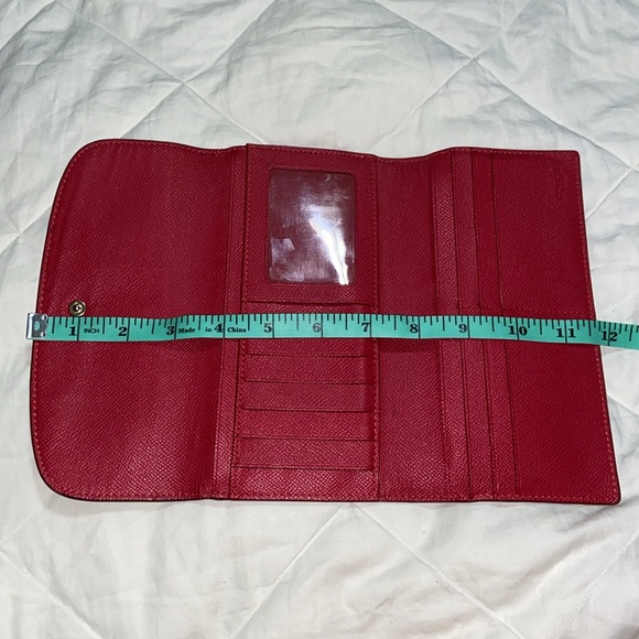 EUC  Coach pebbled leather tri fold snap wallet - Picture 6 of 11